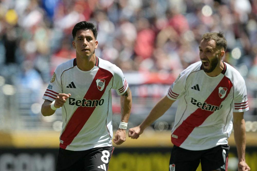 世体：沙特方面确认，明年夏天才会和莱万、吕迪格等谈转会